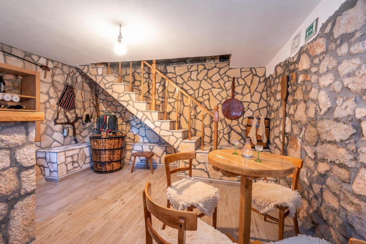 Villa Lazini Dvori Stasevica Dış mekan fotoğraf